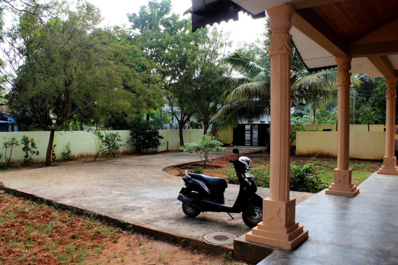 Ashoka Villa Jaffna Exteriör bild