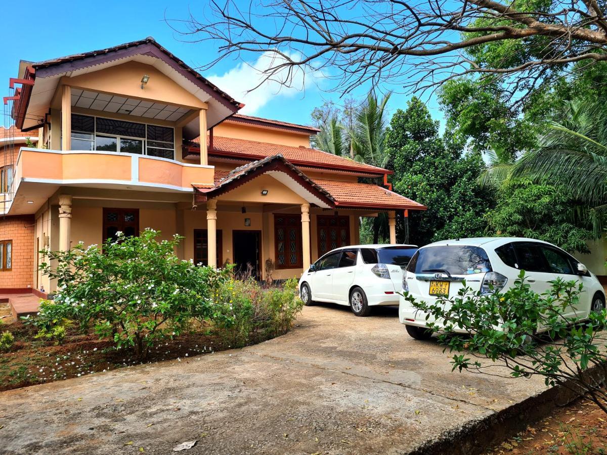 Ashoka Villa Jaffna Exteriör bild